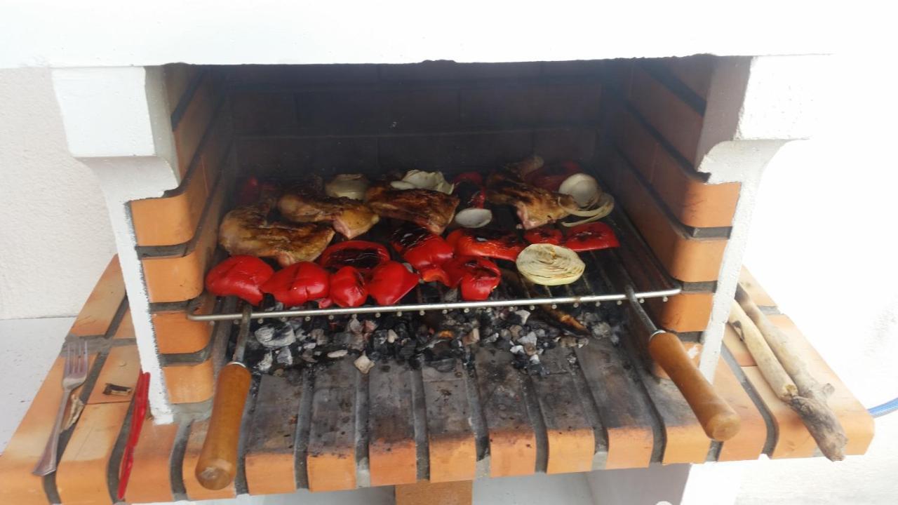 Appartamento terraza al mar Pineda de Mar Esterno foto