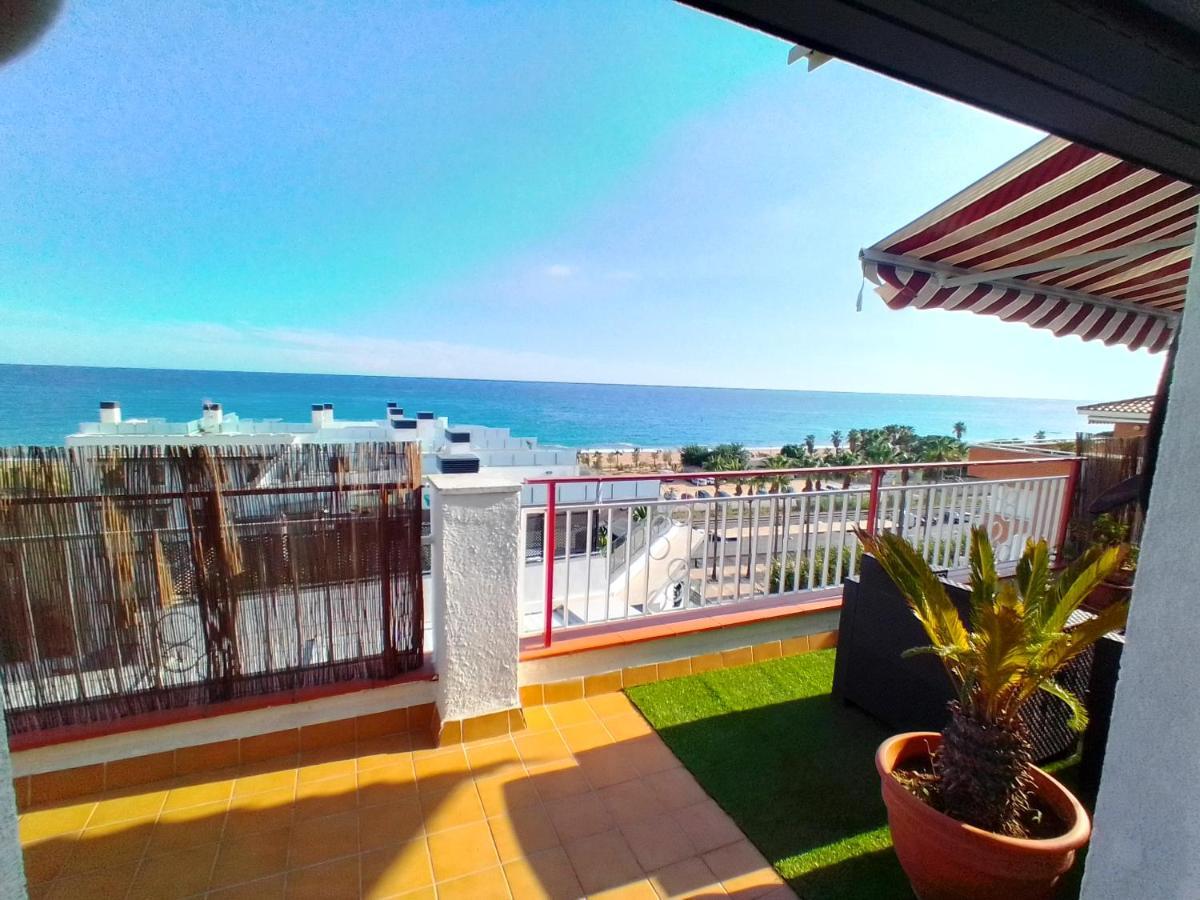 Appartamento terraza al mar Pineda de Mar Esterno foto